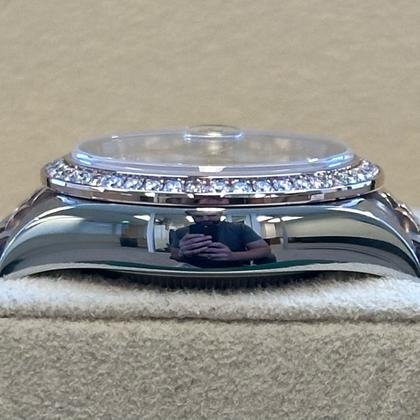 Rolex Lady-Datejust Unworn Two Tone Rose Gold Datejust 28mm Mother of Pearl (MOP) Diamond Dial Diamond Bezel Jubilee Bracelet 279381RBR - Image 9