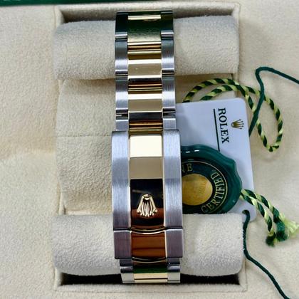 Rolex Datejust 41 126333 Wimbledon Dial Two Tone Gold and Steel + Box & Papers - Image 7