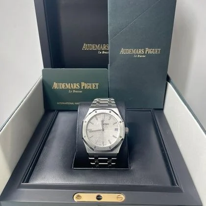 Audemars Piguet Royal Oak Selfwinding 41mm Stainless Steel Silver Dial - Image 10