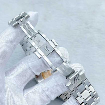 Audemars Piguet Royal Oak Selfwinding 15400st.oo.1220st.01 - Image 4