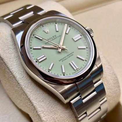 Rolex Oyster Perpetual 41 Unworn 2025 / 134300-0006 - Image 14