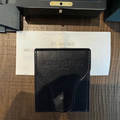 Audemars Piguet Royal Oak Selfwinding Full set inc original box travel box all papers. 1 owner - Image 12