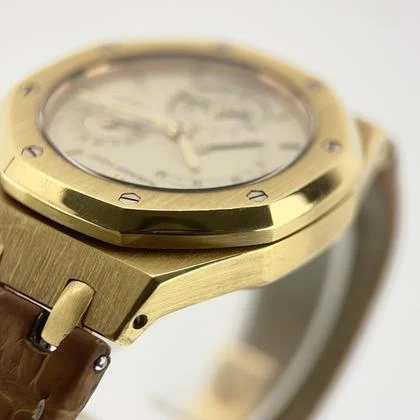 Audemars Piguet Royal Oak Dual Time 18k Yellow Gold 36mm Gold Color Dial Automatic 25730BA - Image 6