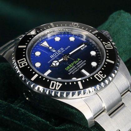 Rolex Sea-Dweller Deepsea MINT COMPLETE SET Deepsea "James Cameron" Blue Black Gradient Ceramic Bezel Steel 136660 - Image 9