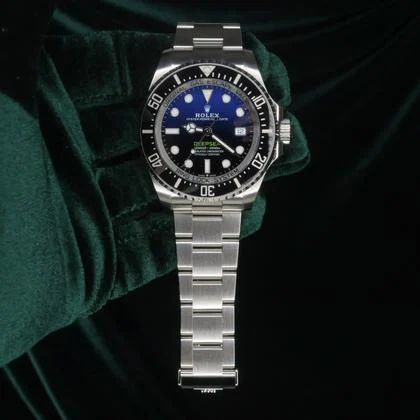 Rolex Sea-Dweller Deepsea MINT COMPLETE SET Deepsea "James Cameron" Blue Black Gradient Ceramic Bezel Steel 136660 - Image 4