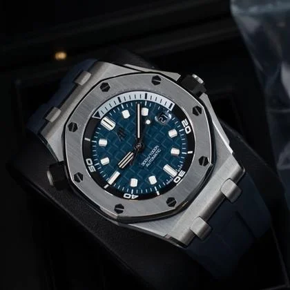 Audemars Piguet Royal Oak Offshore Diver New & Unworn 2025 Full Set - Image 6