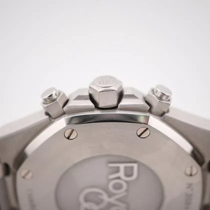 Audemars Piguet Royal Oak Chronograph 41 mm White Dial Stainless Steel Complete Set 2014 - Image 4
