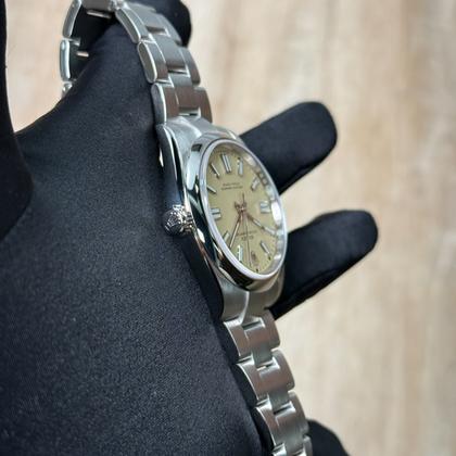 Rolex Oyster Perpetual 41 Stainless Dial (2025) 2025 Unworn 134300 Oyster Perpectual 41 OP41 Beige Oyster - Image 5