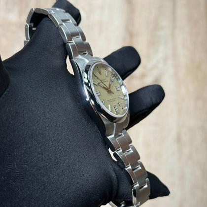 Rolex Oyster Perpetual 41 Stainless Dial (2025) 2025 Unworn 134300 Oyster Perpectual 41 OP41 Beige Oyster - Image 7