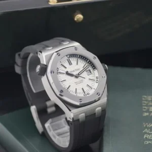 Audemars Piguet Royal Oak Offshore Diver 15710ST Full Set 2016 LC EU