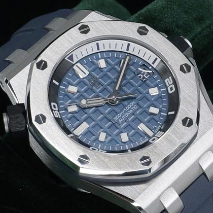 Audemars Piguet Royal Oak Offshore Diver MINT FULL SET Royal Oak Offshore Diver Blue Dial Blue Rubber Strap Steel 42mm 15720ST - Image 11