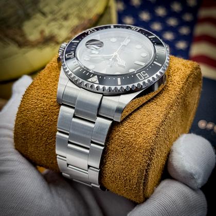 Rolex Sea-Dweller “Red Letter” 43mm Oyster Steel 126600 Full Set - Image 7