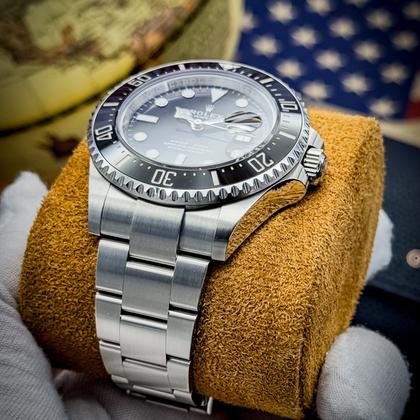 Rolex Sea-Dweller “Red Letter” 43mm Oyster Steel 126600 Full Set - Image 9