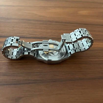 Audemars Piguet Royal Oak Selfwinding 15400ST.OO.1220ST.02 - Image 7