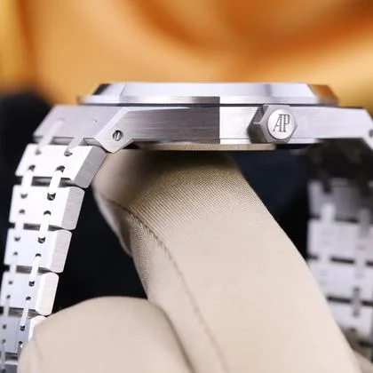 Audemars Piguet Royal Oak Selfwinding 2025 Brand New Complete Set - Image 7