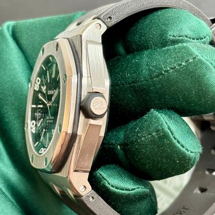 Audemars Piguet Royal Oak Offshore Diver Top Condition Original Papers 2011 - Image 6