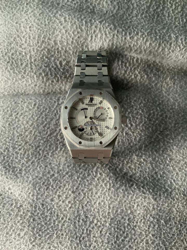 Audemars Piguet Royal Oak Dual Time First and only owner very good condition bought from AD - Image 2